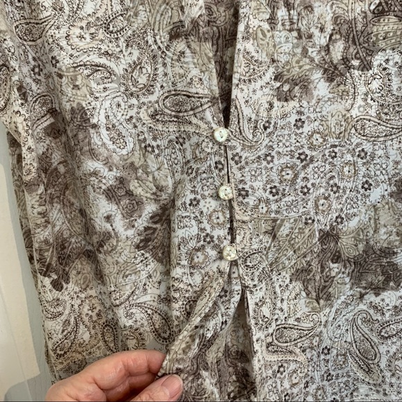 Romantic Cream & Brown Capped Sleeve Blouse Large -pic doesn’t do Justice - Picture 4 of 10